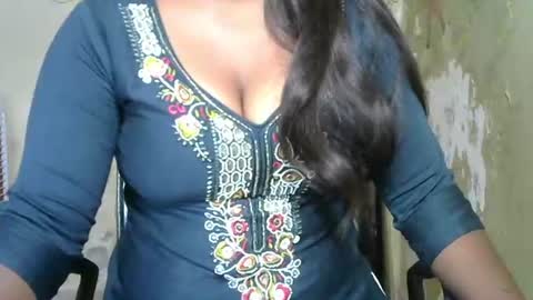 Snapshot of cute_payalji chatting on 05.07.26 alia online show from 05.07.26