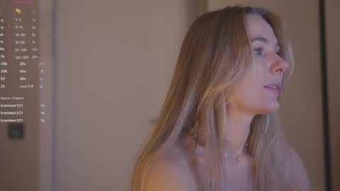 Snapshot of cute_pie_an chatting on 03.06.25 AN online show from 03.06.25