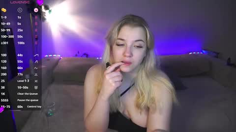 Sasha online show from 01.17.25