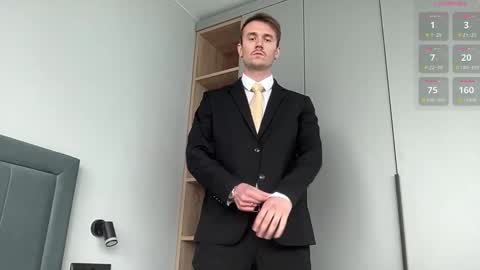 cute_skywalker online show from 09.16.25