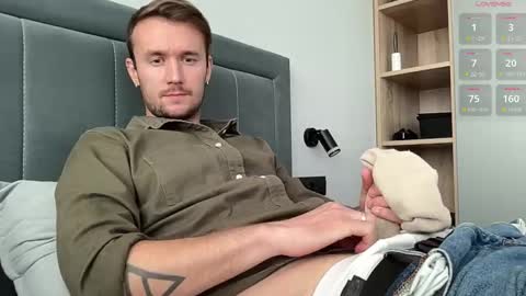 cute_skywalker online show from 09.25.25