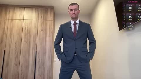 Snapshot of cute_skywalker chatting on 02.14.26 cute_skywalker online show from 02.14.26