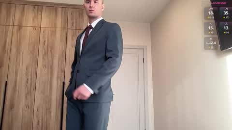 Snapshot of cute_skywalker chatting on 02.23.26 cute_skywalker online show from 02.23.26