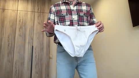 Snapshot of cute_skywalker chatting on 02.27.26 cute_skywalker online show from 02.27.26