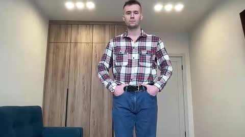 Snapshot of cute_skywalker chatting on 03.25.26 cute_skywalker online show from 03.25.26