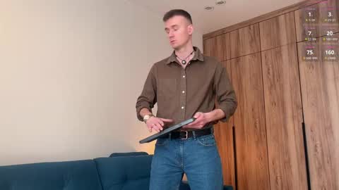 Snapshot of cute_skywalker chatting on 04.12.26 cute_skywalker online show from 04.12.26