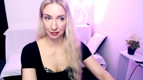 cute_smile_shy online show from 03.27.26