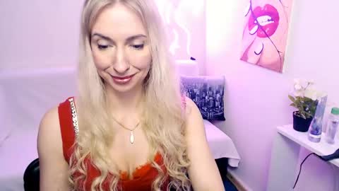 cute_smile_shy online show from 04.16.26