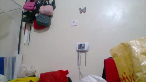Snapshot of cuteallianah07 chatting on 09.28.25 cuteallianah07 online show from 09.28.25