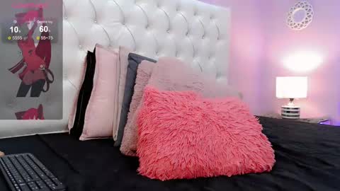 Snapshot of cutearii chatting on 01.03.25 CuteArii online show from 01.03.25