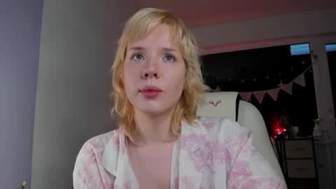 Amy online show from 11.23.25