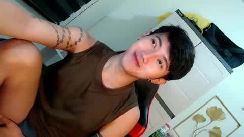 Snapshot of cuteasiancock98 chatting on 04.26.26 Steph online show from 04.26.26
