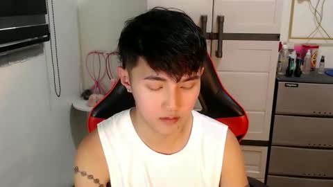 Snapshot of cuteasiancock98 chatting on 05.24.26 Steph online show from 05.24.26