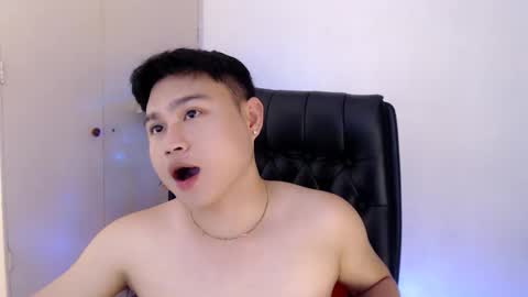 Snapshot of cuteasianlee chatting on 02.02.26 cuteasianlee online show from 02.02.26
