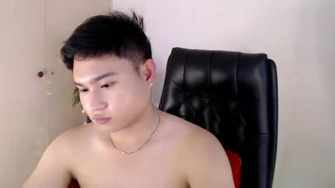 Snapshot of cuteasianlee chatting on 02.06.26 cuteasianlee online show from 02.06.26