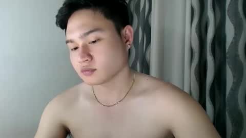 Snapshot of cuteasianlee chatting on 02.14.26 cuteasianlee online show from 02.14.26
