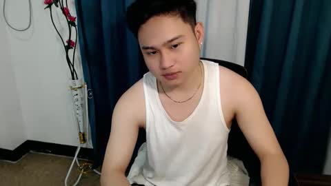 Snapshot of cuteasianlee chatting on 02.20.26 cuteasianlee online show from 02.20.26