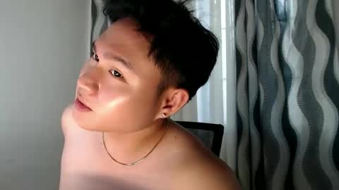 Snapshot of cuteasianlee chatting on 02.21.26 cuteasianlee online show from 02.21.26