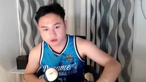 Snapshot of cuteasianlee chatting on 02.23.26 cuteasianlee online show from 02.23.26