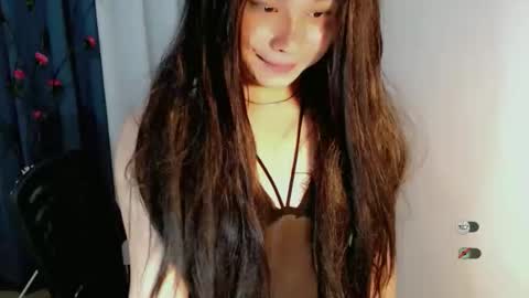 Snapshot of cuteasianlee chatting on 03.16.26 cuteasianlee online show from 03.16.26