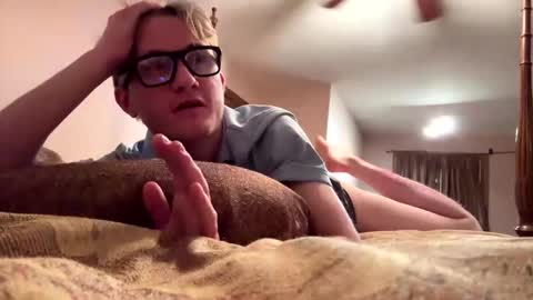 cuteboii29 online show from 12.05.25