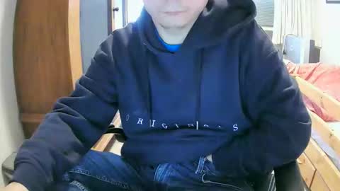 Cuteboy090 online show from 09.18.25