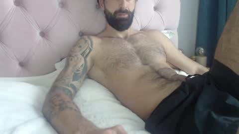 Snapshot of cuteeboy chatting on 04.02.26 cuteeboy online show from 04.02.26