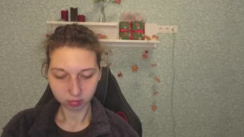 Elli online show from 12.19.25