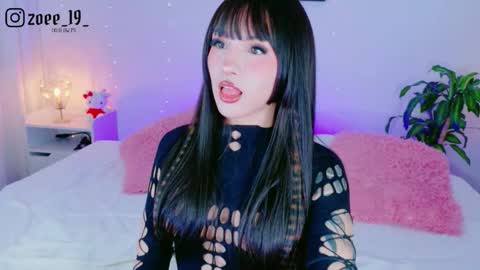 Zoe  online show from 03.25.26