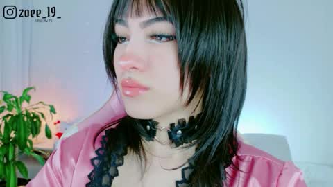 Snapshot of cuteezoe chatting on 05.02.26 Zoe online show from 05.02.26