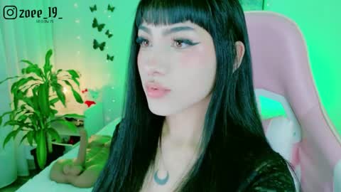 Snapshot of cuteezoe chatting on 05.15.26 Zoe online show from 05.15.26
