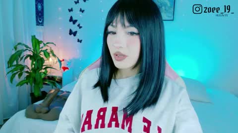 Snapshot of cuteezoe chatting on 05.19.26 Zoe online show from 05.19.26