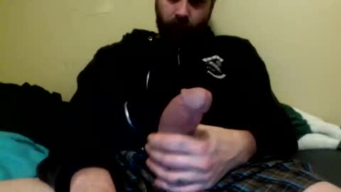 Snapshot of cutehungboi chatting on 11.20.25 cutehungboi online show from 11.20.25