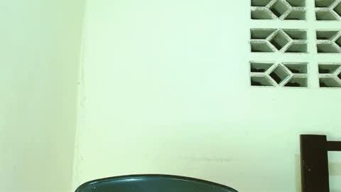 Snapshot of cutekairii chatting on 02.15.25 Mishel online show from 02.15.25