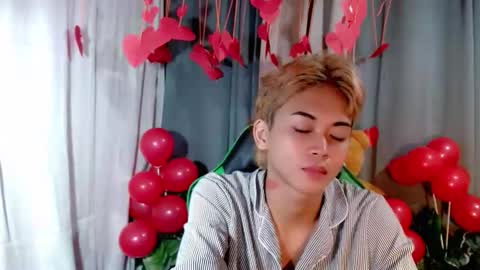 Snapshot of cuteleemoreno chatting on 02.15.26 cuteleemoreno online show from 02.15.26