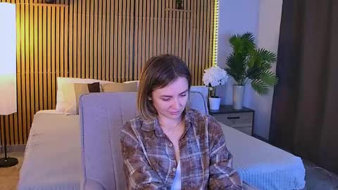 cutemirage online show from 04.18.26