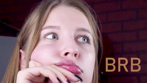 Rina online show from 09.20.25