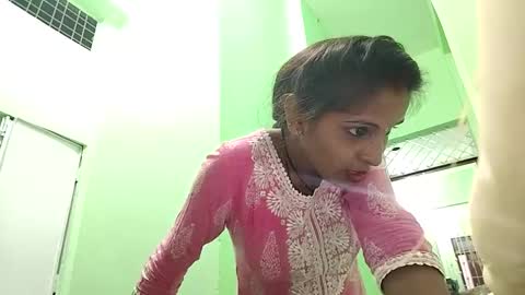 Snapshot of cutepayel chatting on 03.10.25 cutepayel online show from 03.10.25