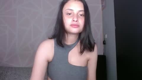 Snapshot of cutesophia11 chatting on 01.02.25 sophia online show from 01.02.25