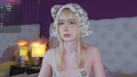 Snapshot of cutetomie chatting on 06.14.26 Tomie online show from 06.14.26