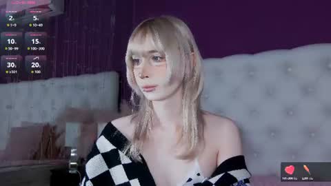 Snapshot of cutetomie chatting on 06.27.26 Tomie online show from 06.27.26