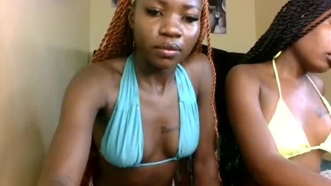 Snapshot of cutey_mara chatting on 06.20.26 cutey_mara online show from 06.20.26
