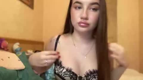 CuteAnn online show from 10.08.25