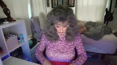 Snapshot of cuteypi chatting on 04.03.26 Sandra Love online show from 04.03.26