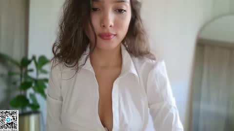 Snapshot of cutie18_angel chatting on 07.06.26 angela online show from 07.06.26