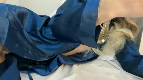 Snapshot of cutie_n111 chatting on 03.29.26 Call me cutie online show from 03.29.26