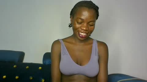 Snapshot of cutie_plush chatting on 06.24.26 cutieplush online show from 06.24.26