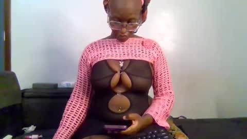 Snapshot of cutie_pumpkin_ chatting on 03.10.26 CUTIE online show from 03.10.26