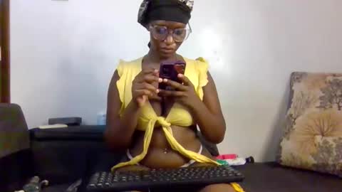 Snapshot of cutie_pumpkin_ chatting on 03.24.26 CUTIE online show from 03.24.26