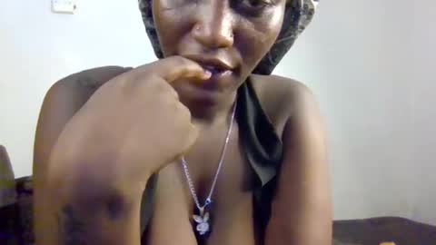 Snapshot of cutie_pumpkin_ chatting on 03.27.26 CUTIE online show from 03.27.26